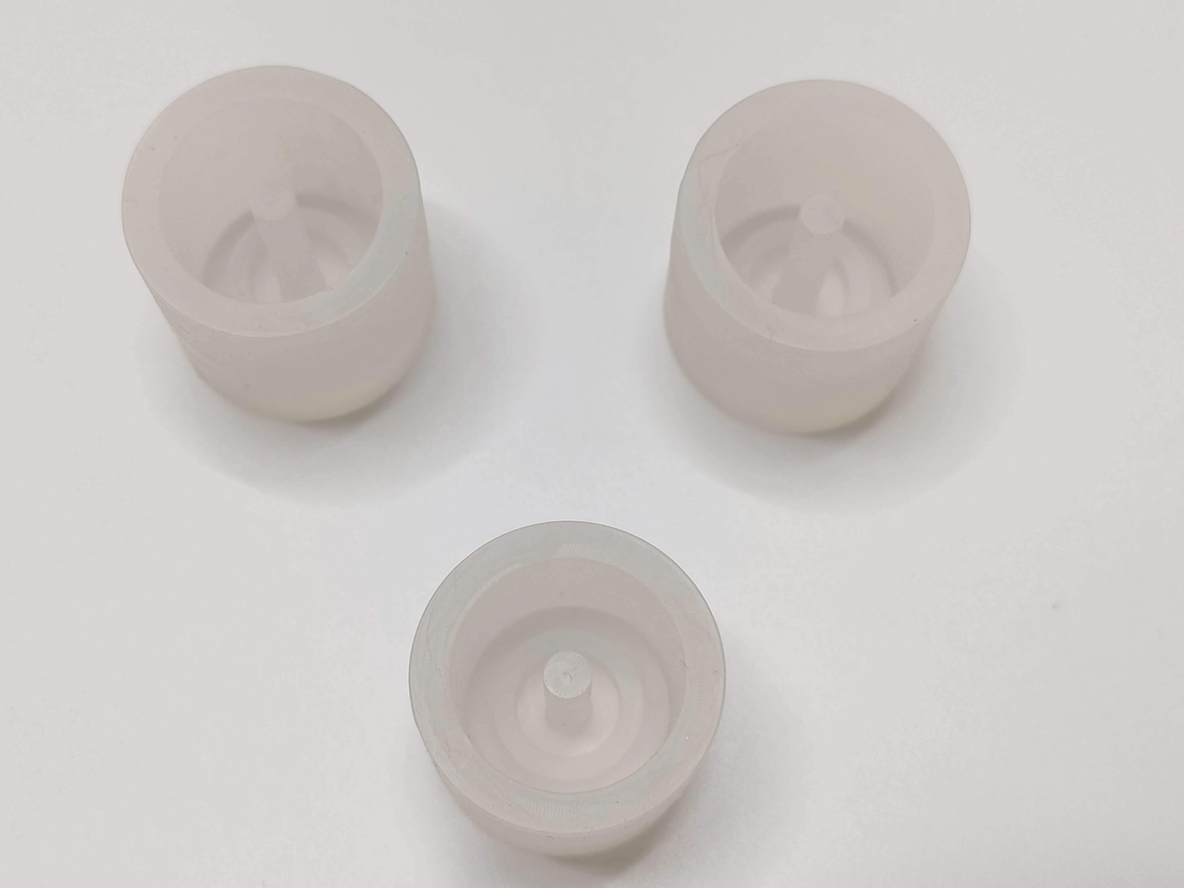 moule en silicone semi-transparent personnalis&eacute;